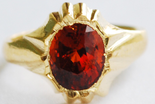 ring 8 -hessonite garnet To