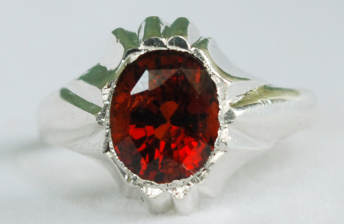 ring 8 -hessonite garnetTo